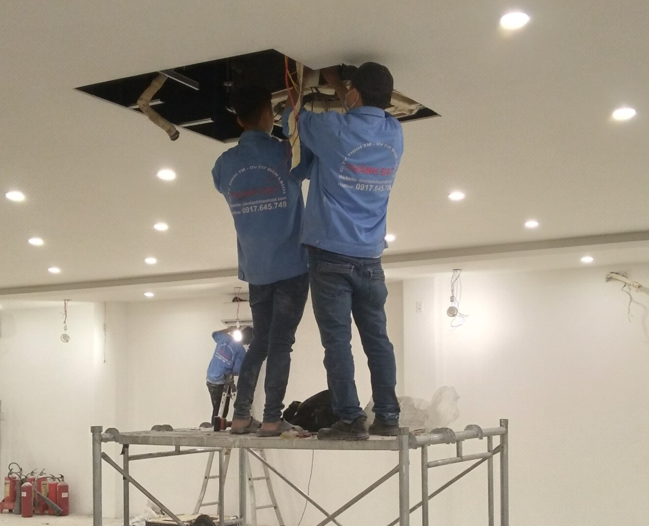 Sửa máy lạnh LG quận Tân Bình