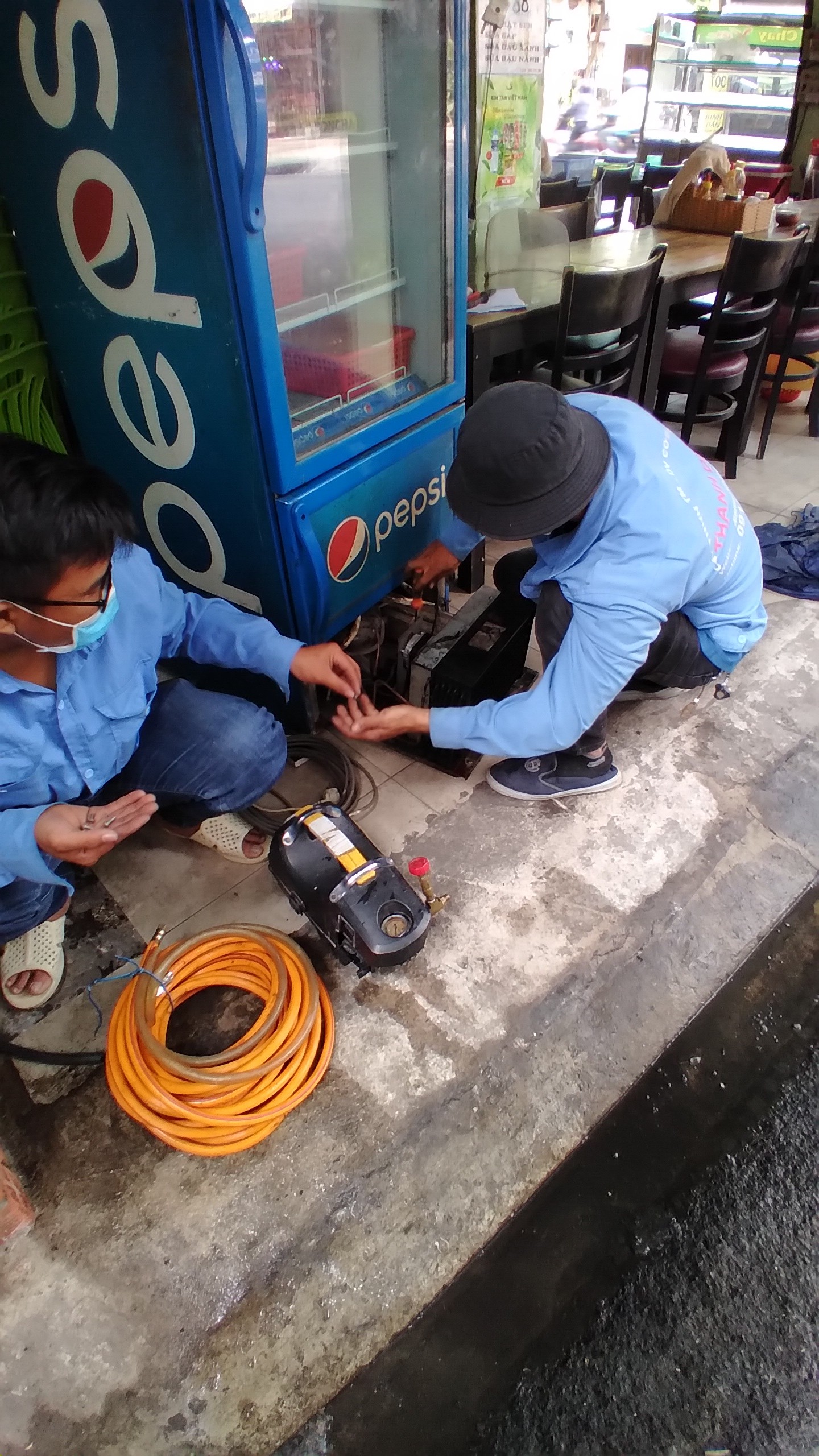 SỬA TỦ LẠNH TÂN BÌNH