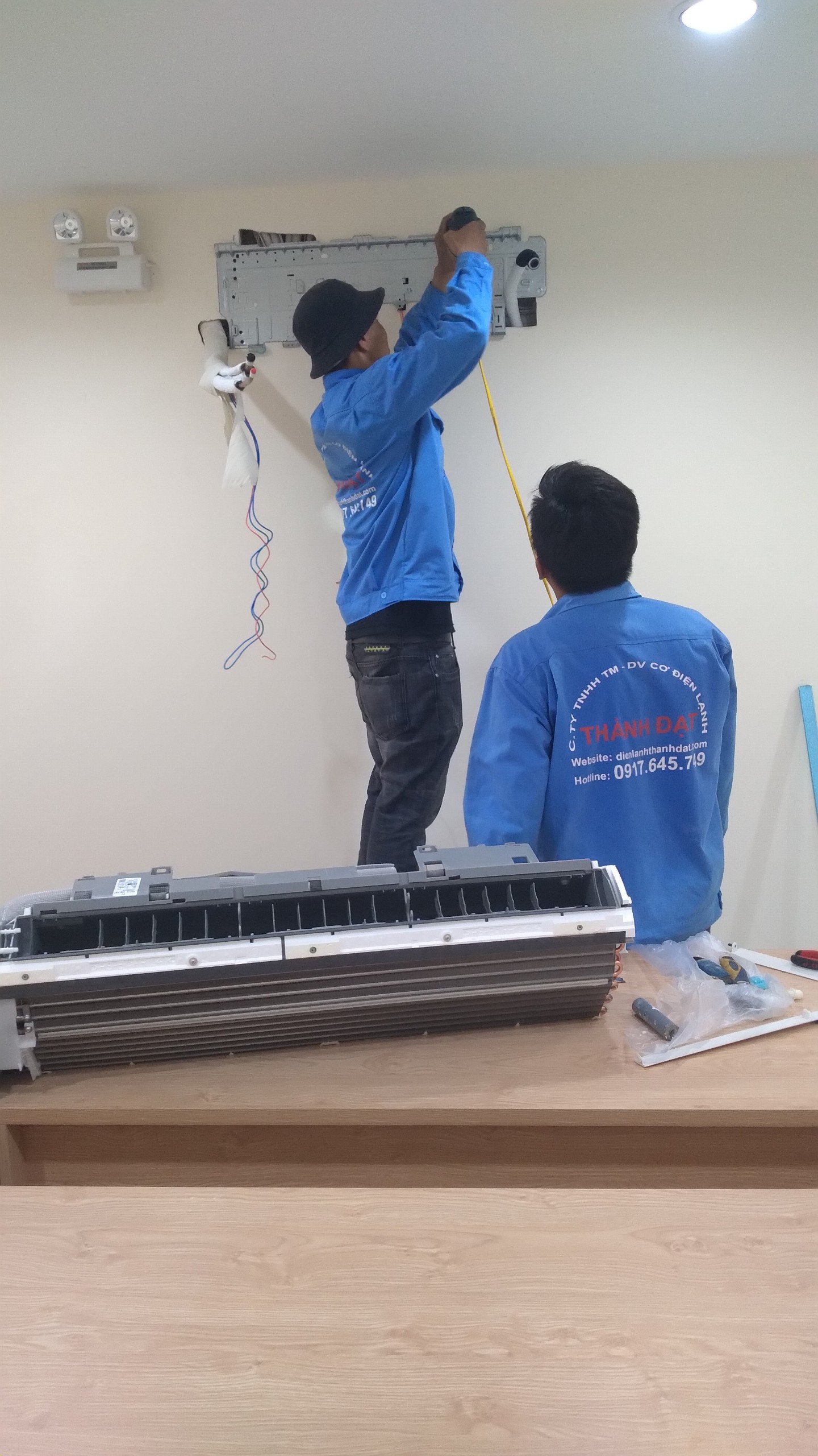 QUY TRÌNH CHUẨN KHI LẮP ĐẶT MÁY LẠNH