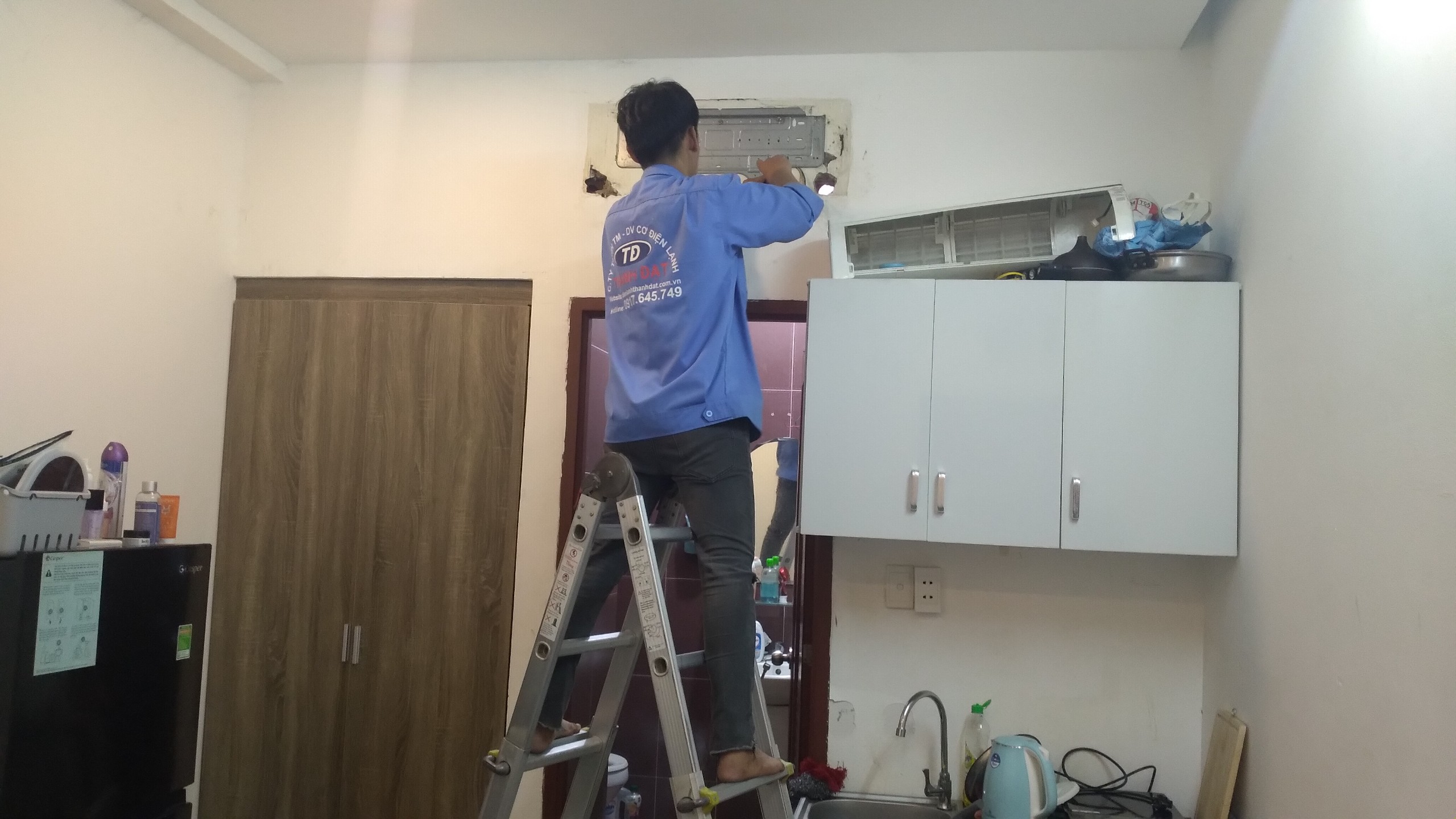 DỊCH VỤ LẮP ĐẶT MÁY LẠNH NAGAKAWA QUẬN TÂN BÌNH